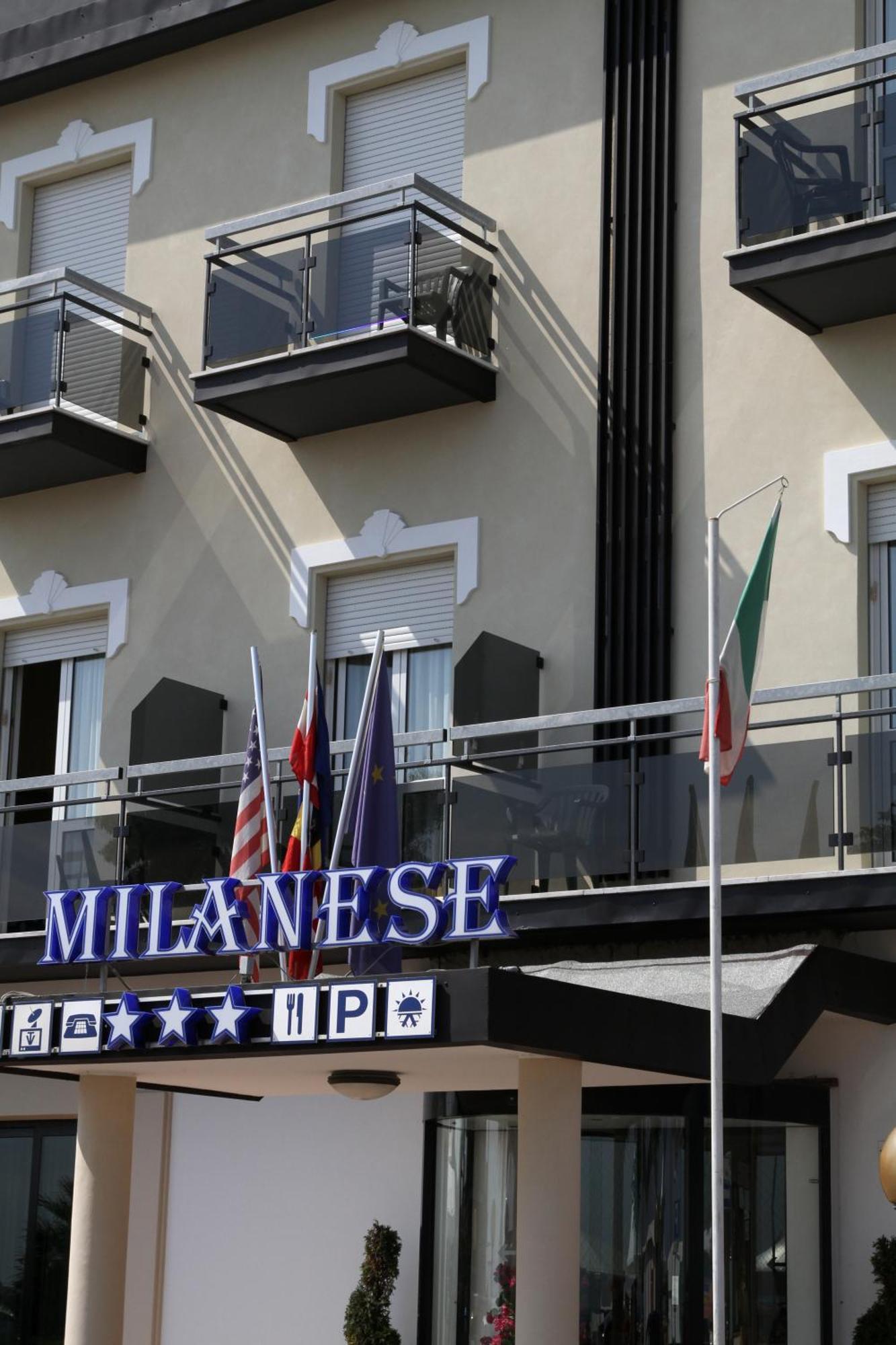 Hotel Milanese Rímini Exterior foto